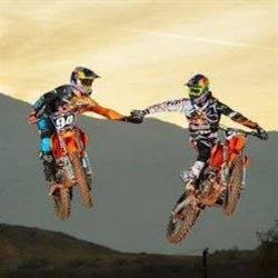 Moto Alex, Braşov program de funcționare