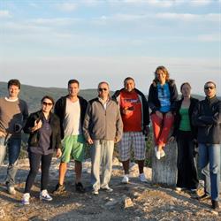 Coaching Attic, Bucureşti program de funcționare