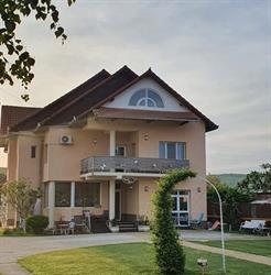Bonton rooms, Târgu Jiu program de funcționare