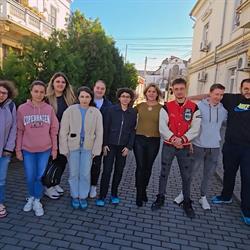 Şcoala Postliceală Teologico-Sanitară "Sfântul Iosif", Craiova program de funcționare