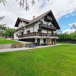 Vila Molidul, Zărneşti program de funcționare