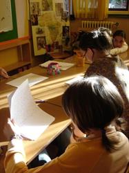 Tinkerbell School, Bucureşti program de funcționare