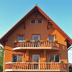 Venesis House, Sighişoara program de funcționare