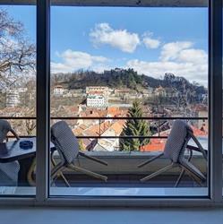Vila Alba, Braşov program de funcționare