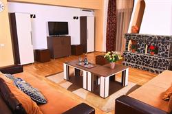 Residenza Di Carbasinni, Bucureşti program de funcționare