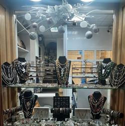 Georgette accessories, Braşov program de funcționare