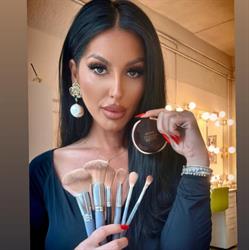 Nicole Beauty, Bragadiru program de funcționare