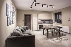 UGLA Premium Suite, Braşov program de funcționare