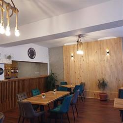 Pizzeria & Pensiunea Provincial, Vişeu de Jos program de funcționare