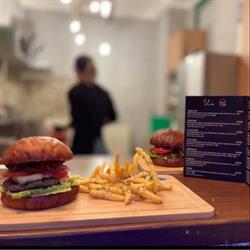 UNIC BURGER, Sebeş program de funcționare