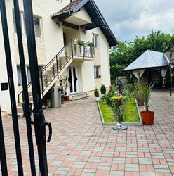 Casa Alca, Călimăneşti program de funcționare