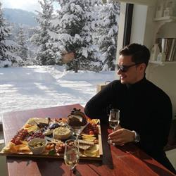 Chalet 2B, Cavnic program de funcționare