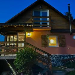 Cabana Mia, Petroşani program de funcționare