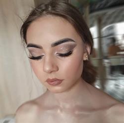Barby's Beauty Bar Studio, Craiova program de funcționare