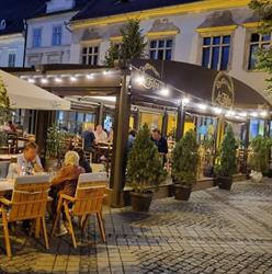 La Taifas, Sibiu program de funcționare