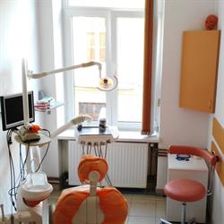CMI Med. Dentară Dr. Elvira Tarasova, Braşov program de funcționare
