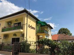 Vila Arjana Orsova, program de funcționare