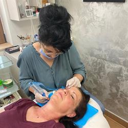 Coafor Veronica Mahmudia, program de funcționare