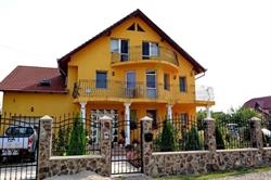 Casa Flora, Sânmartin program de funcționare