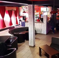 CaffeBar Public, Dărmăneşti program de funcționare