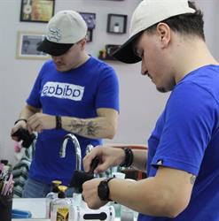 CR's Barbershop, Calafat program de funcționare