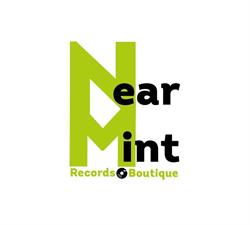 NearMint, Bucureşti program de funcționare