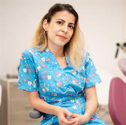 Good Vibes Dent, Bucureşti program de funcționare
