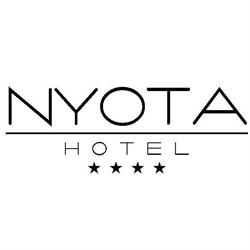 Hotel Nyota, Mamaia program de funcționare