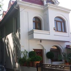 Budapest Residence, Bucureşti program de funcționare