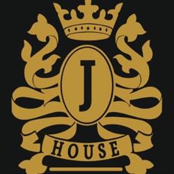 J House, Piatra-Neamţ program de funcționare
