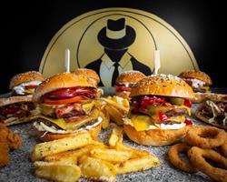 The Mob Burger, Bucureşti program de funcționare