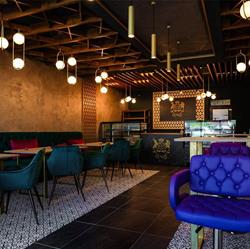 Uno Brasserie, Topoloveni program de funcționare