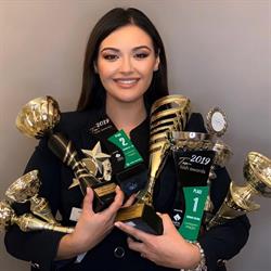Catalina Banica Lash Academy - Cursuri extensii gene Ploiesti, program de funcționare