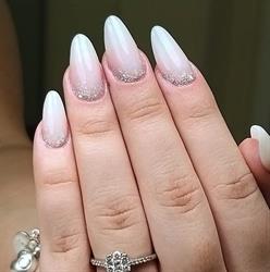 Crysa Nails Artist, Bucureşti program de funcționare