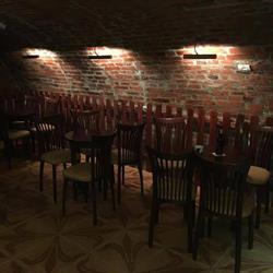 LUCI BAR, Arad program de funcționare