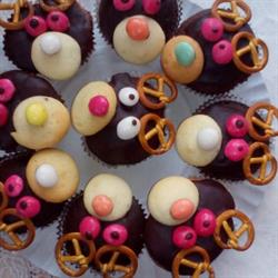 Criscakes, Galaţi program de funcționare