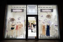La Perla Bucharest, program de funcționare
