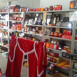 Accesorii Camioane Buftea, program de funcționare