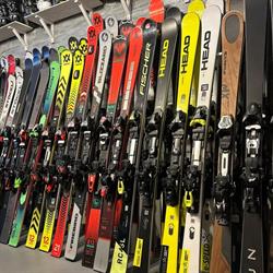 Ski Garage, Braşov program de funcționare