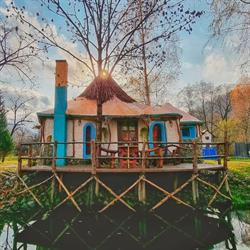 Viewtopia - The Secret Land, Valea Drăganului program de funcționare