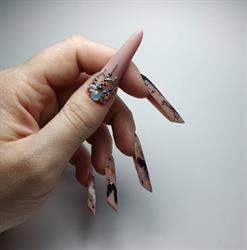 365 Days of Nail Education, Sibiu program de funcționare