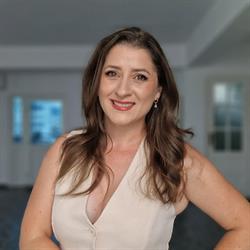 Daniela Feier - The Expert Nail Trainer, Sighişoara program de funcționare