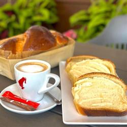 Michaela's Brasserie, Bistriţa program de funcționare
