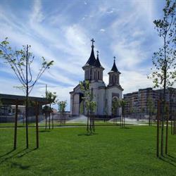 Catedrala Episcopala Învierea Domnului - Oradea, program de funcționare