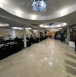 Caprice Deluxe, Drobeta-Turnu Severin program de funcționare