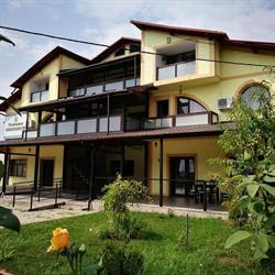 Pensiunea voievozilor, Curtea de Argeş program de funcționare