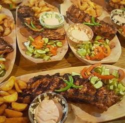 Taverna La Jar, Bucureşti program de funcționare