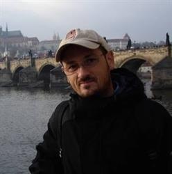 Upstage Media, Bucureşti program de funcționare