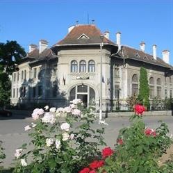 Biblioteca Judeţeană "Mihai Eminescu" Botoşani (sediul central), program de funcționare