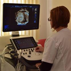 Clinic Center HERA, Bacău program de funcționare